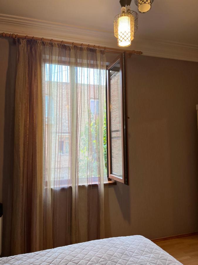 Apartment 54 Tbilisi Buitenkant foto